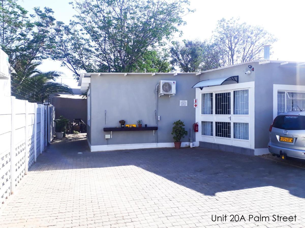 Bateleur Self Catering Cc Apartment วินด์ฮุก ภายนอก รูปภาพ